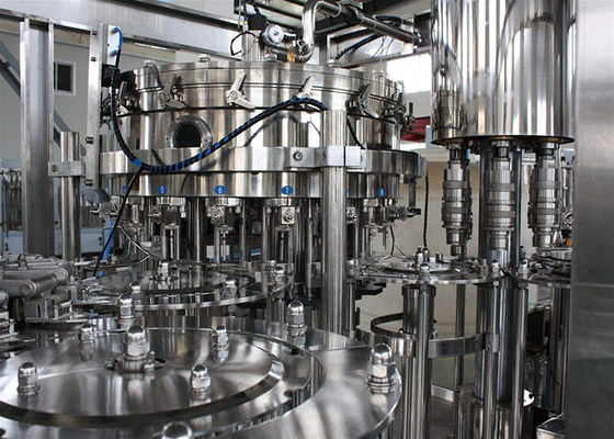 Китай Консервная банка соды Карбонатед емкость клапана 30000БПХ высокой точности машины завалки напитка поставщик