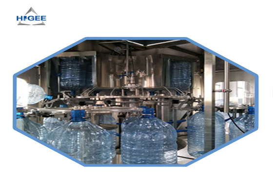 Китай Оборудование напитка машины завалки воды 5 литров автоматическое Карбонатед разливая по бутылкам поставщик